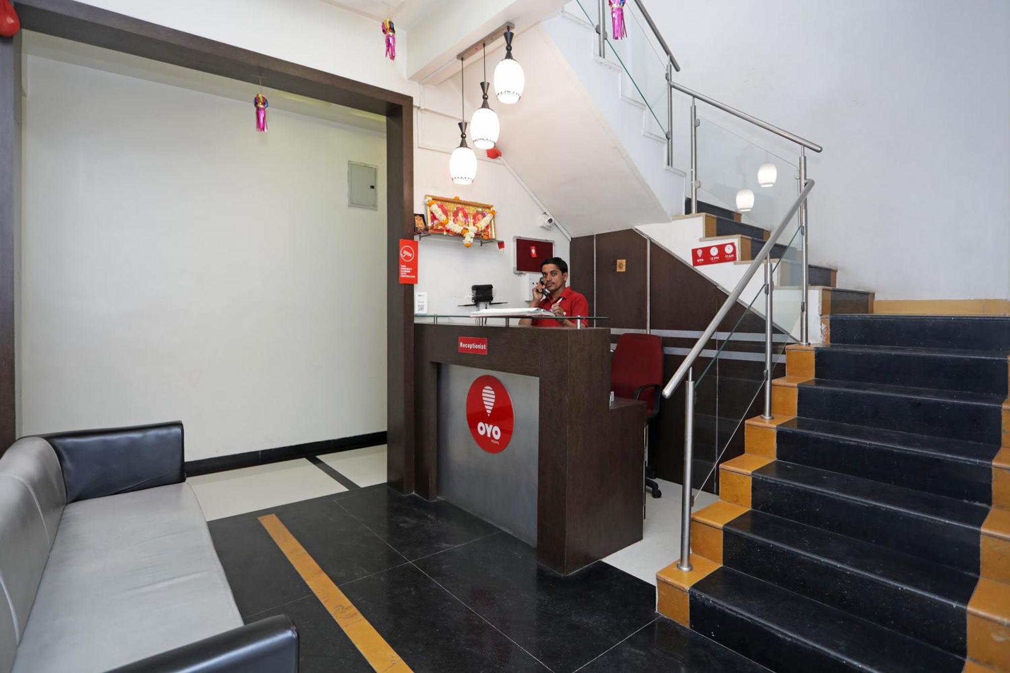 Everest Inn Hotel Pune Eksteriør bilde